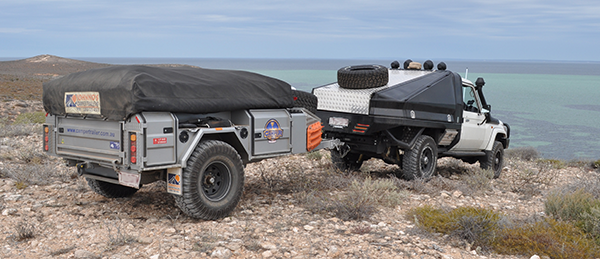 4WD Touring Australia’ on set with Inmarsat’s SAFARI™ Land Vehicular BGAN Terminal